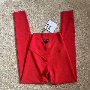 V front leggings NWT